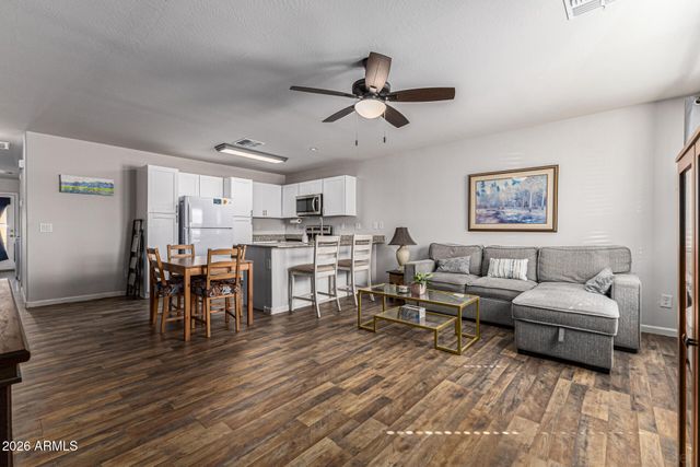 118 W DEWEY Avenue, Coolidge, AZ 85128