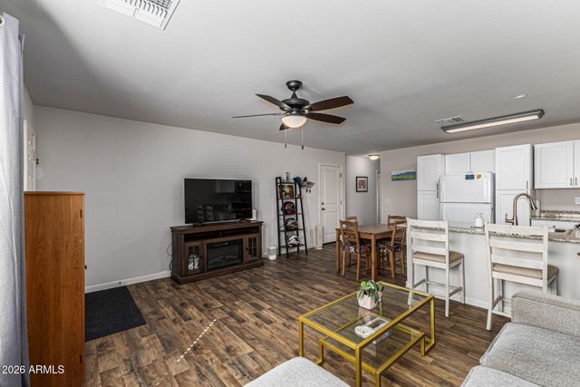 118 W DEWEY Avenue, Coolidge, AZ 85128