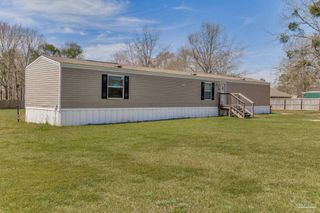 2213 Farm Rd, Jay, FL 32565