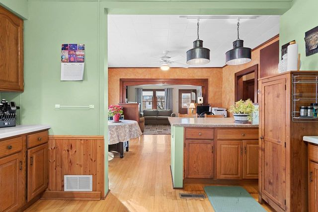 1339 CHICAGO STREET, Green Bay, WI 54301