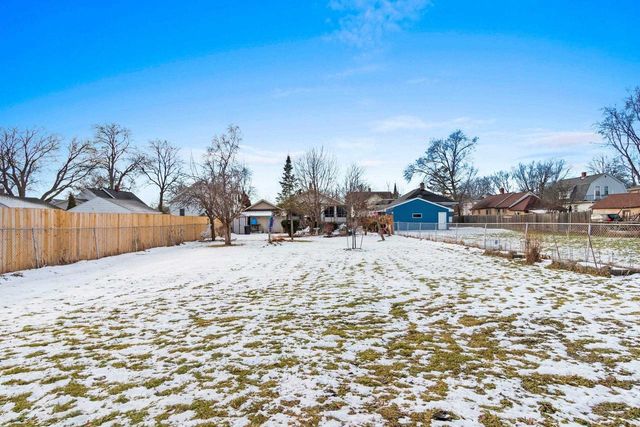 1339 CHICAGO STREET, Green Bay, WI 54301