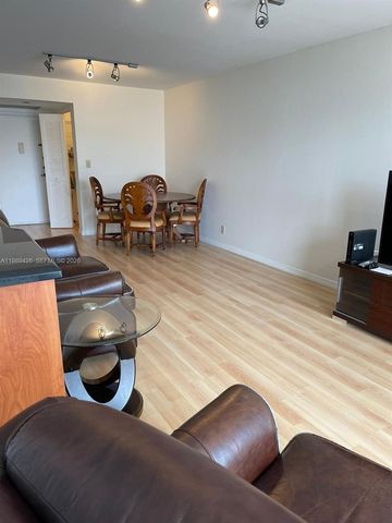 800 E Parkview Dr 802, Hallandale Beach, FL 33009