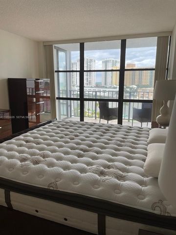 800 E Parkview Dr 802, Hallandale Beach, FL 33009