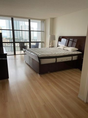 800 E Parkview Dr 802, Hallandale Beach, FL 33009