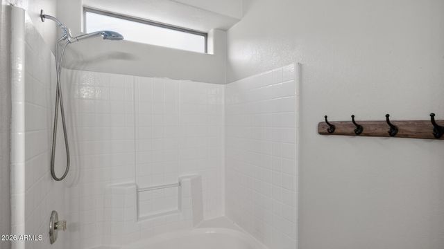 7230 W SHEILA Lane, Phoenix, AZ 85033