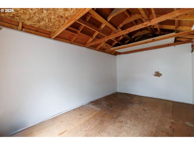 2180 Nw 3RD St, Gresham, OR 97030