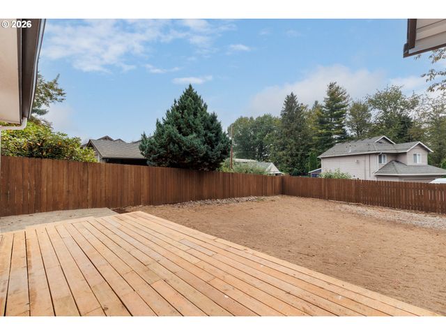 2180 Nw 3RD St, Gresham, OR 97030