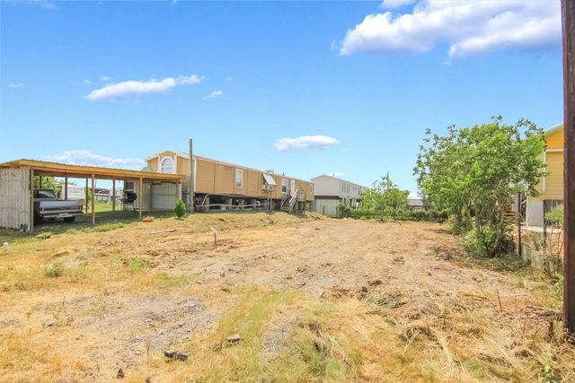 626 15th Street, San Leon, TX 77539