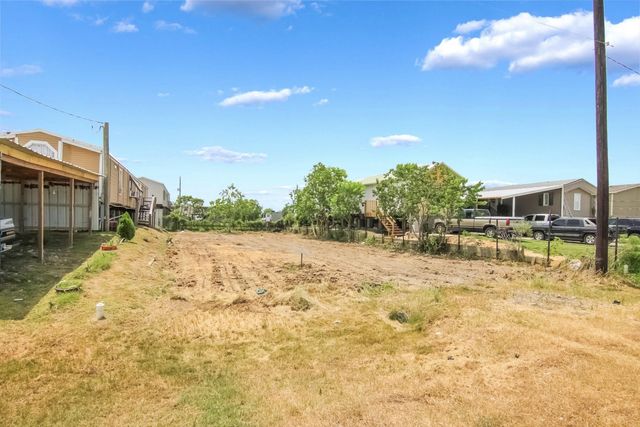 626 15th Street, San Leon, TX 77539