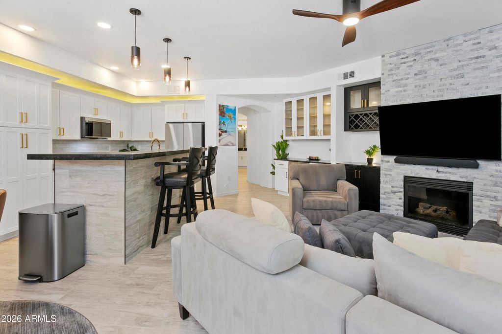 7601 E INDIAN BEND Road 1017, Scottsdale, AZ 85250 — photo 2