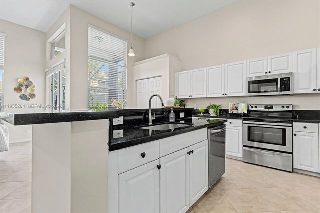 12123 NW 15th Ct, Coral Springs, FL 33071