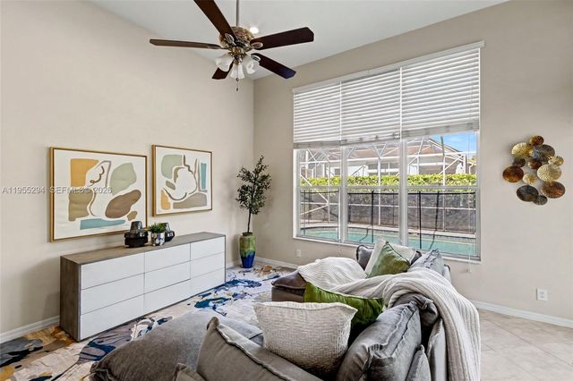 12123 NW 15th Ct, Coral Springs, FL 33071