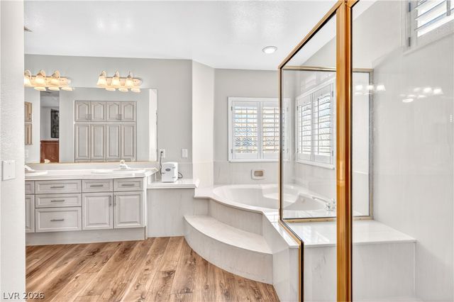 3176 Sterlingshire Drive, Las Vegas, NV 89146