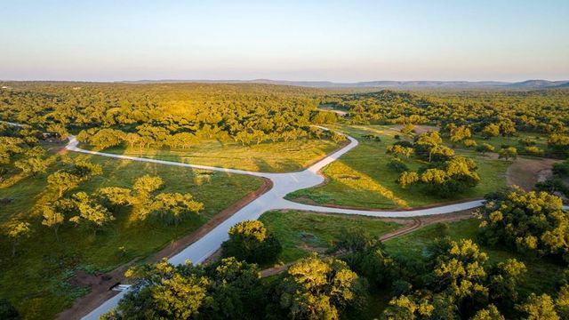 3736-5 County Rd 113, Llano, TX 78643