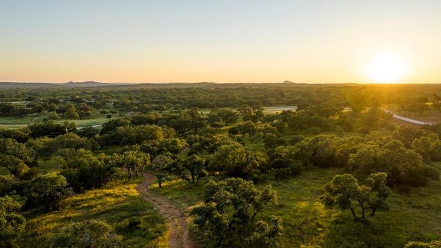 3736-5 County Rd 113, Llano, TX 78643