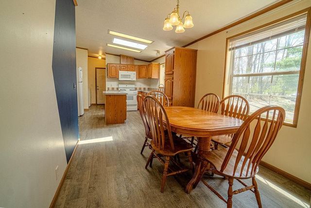 412 Hillwood Lane, Friendship, WI 53934