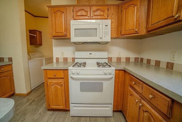 412 Hillwood Lane, Friendship, WI 53934