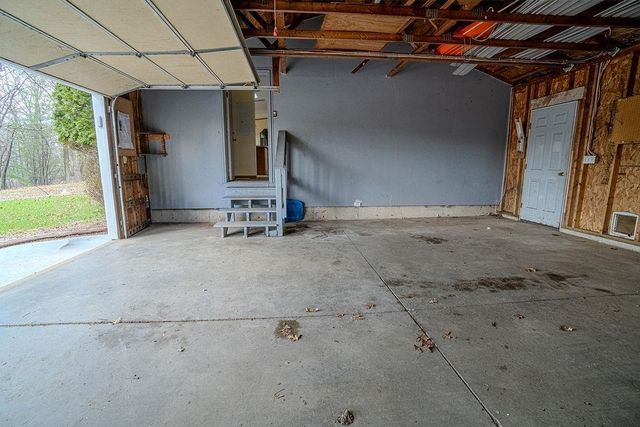 412 Hillwood Lane, Friendship, WI 53934