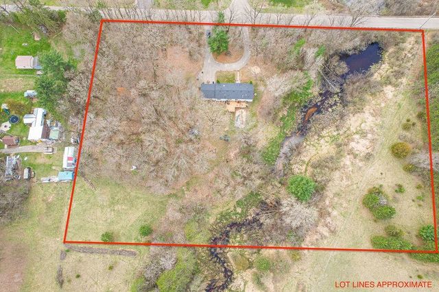 412 Hillwood Lane, Friendship, WI 53934
