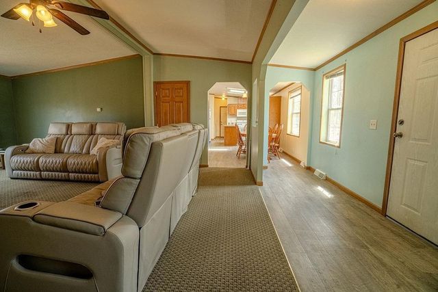 412 Hillwood Lane, Friendship, WI 53934
