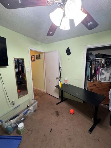 3206 Woodstone Drive, Baytown, TX 77521