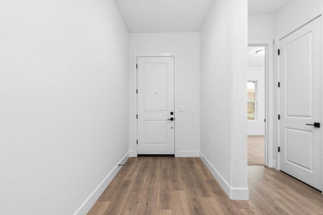 8226 Iron Creek Drive, Friant, CA 93626