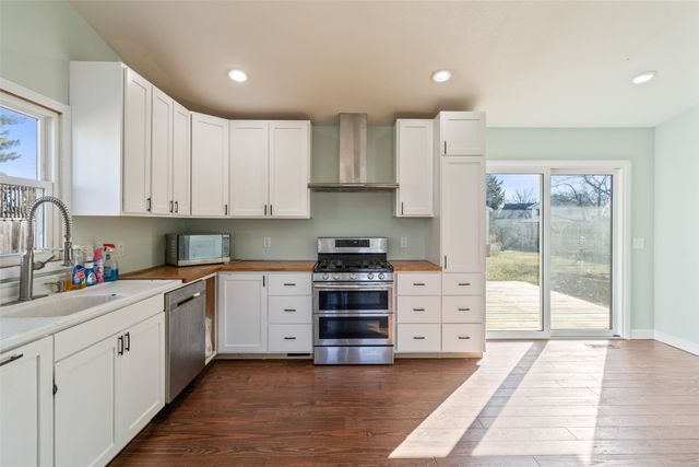 3619 SE 20th Street, Des Moines, IA 50320