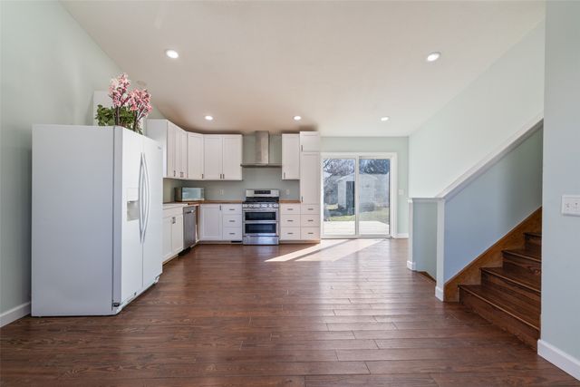 3619 SE 20th Street, Des Moines, IA 50320