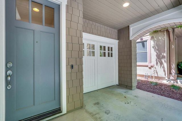 201 Pine Way, Mountain View, CA 94041