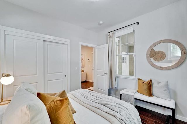 201 Pine Way, Mountain View, CA 94041