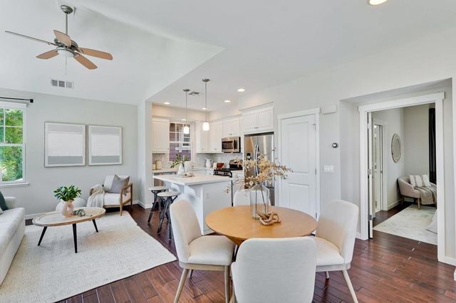 201 Pine Way, Mountain View, CA 94041