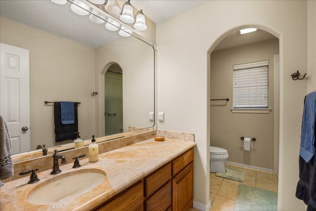 6705 Forest Oaks Court, Granbury, TX 76049