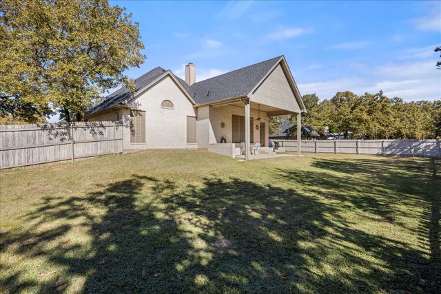 6705 Forest Oaks Court, Granbury, TX 76049