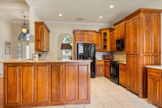 6705 Forest Oaks Court, Granbury, TX 76049