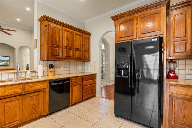 6705 Forest Oaks Court, Granbury, TX 76049