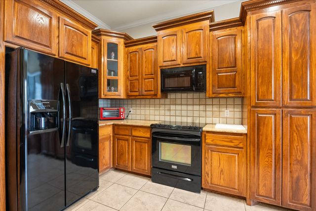 6705 Forest Oaks Court, Granbury, TX 76049