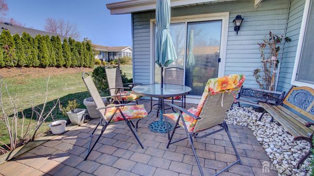 371-A Duranta Plaza, Monroe, NJ 08831