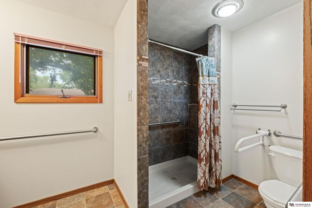 878 W 8th Street, Wahoo, NE 68066