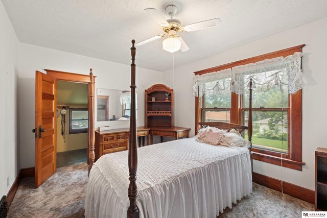 878 W 8th Street, Wahoo, NE 68066