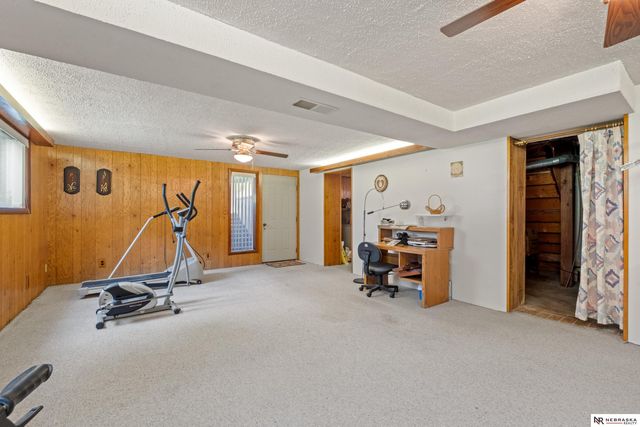 878 W 8th Street, Wahoo, NE 68066