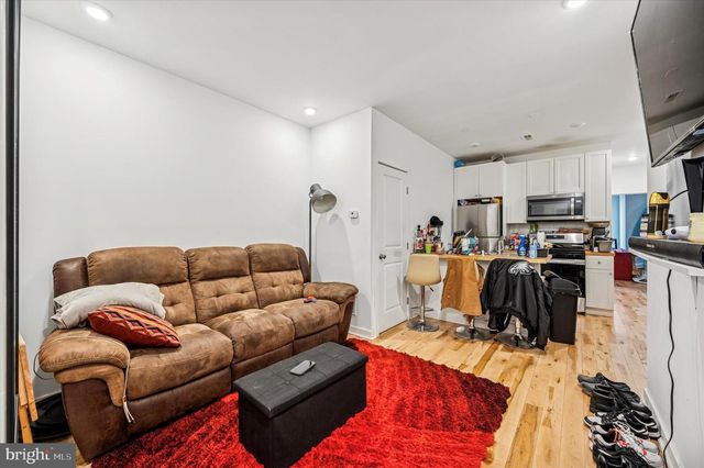 867 N 43RD ST, Philadelphia, PA 19104