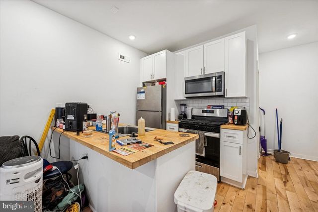 867 N 43RD ST, Philadelphia, PA 19104