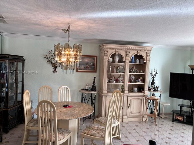 17090 NE 14th Ave 312, North Miami Beach, FL 33162