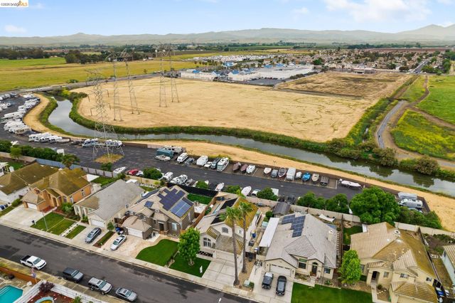 2218 Newport Ct, Discovery Bay, CA 94505