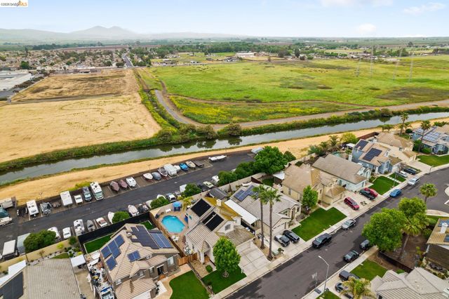 2218 Newport Ct, Discovery Bay, CA 94505