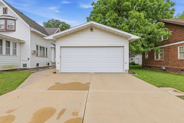 181 S MAIN STREET, Markesan, WI 53946