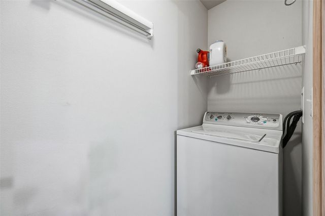 420 N 1st Ave 305, Iowa City, IA 52245