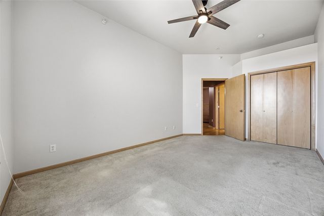 420 N 1st Ave 305, Iowa City, IA 52245