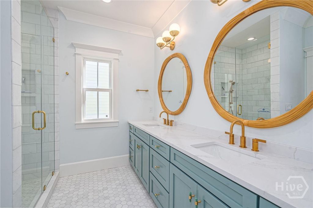 Image 12 of property listing at 5 Ocean Drive, Tybee Island, GA 31328