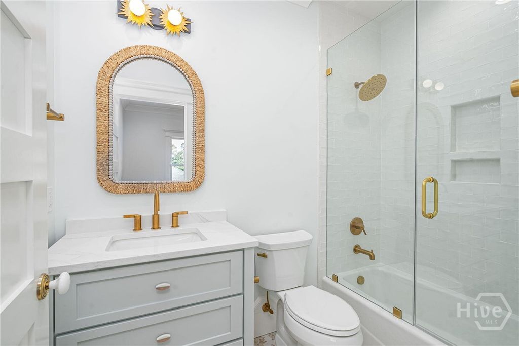 Image 16 of property listing at 5 Ocean Drive, Tybee Island, GA 31328